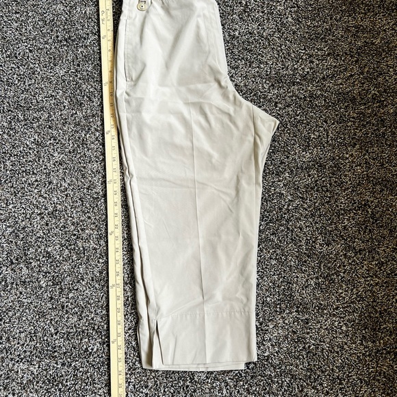 Liz Claiborne Cream Ankle Pants - Picture 7 of 8